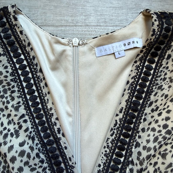 Baltic Born Cha Cha Leopard Print Long Sleeves Maxi Dress Size L - Picture 3 of 14